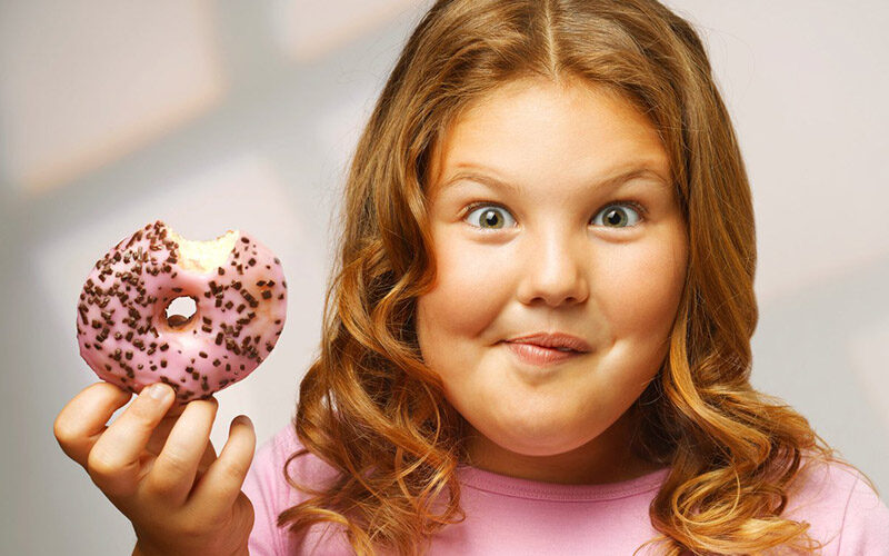 Девочки с ожирением будут болеть чаще